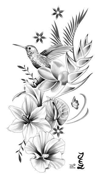 exemple de tatouage énergétique avec des fleurs exotiques et un colibri pour se reconnecter à ses origines et à son pouvoir